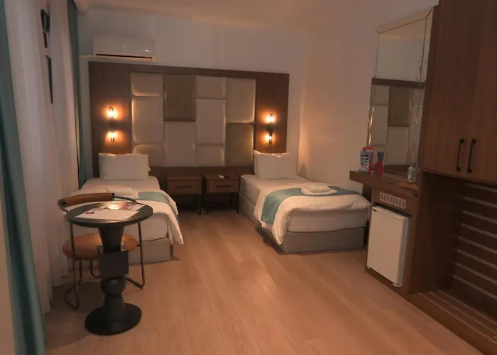 Isle Hotel