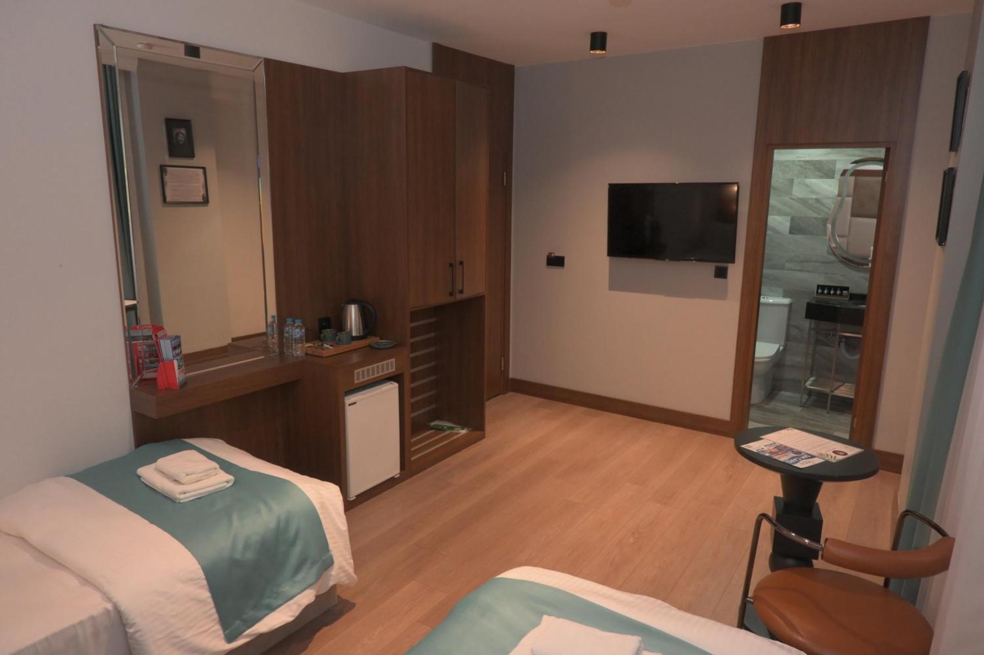 Hotel Isle